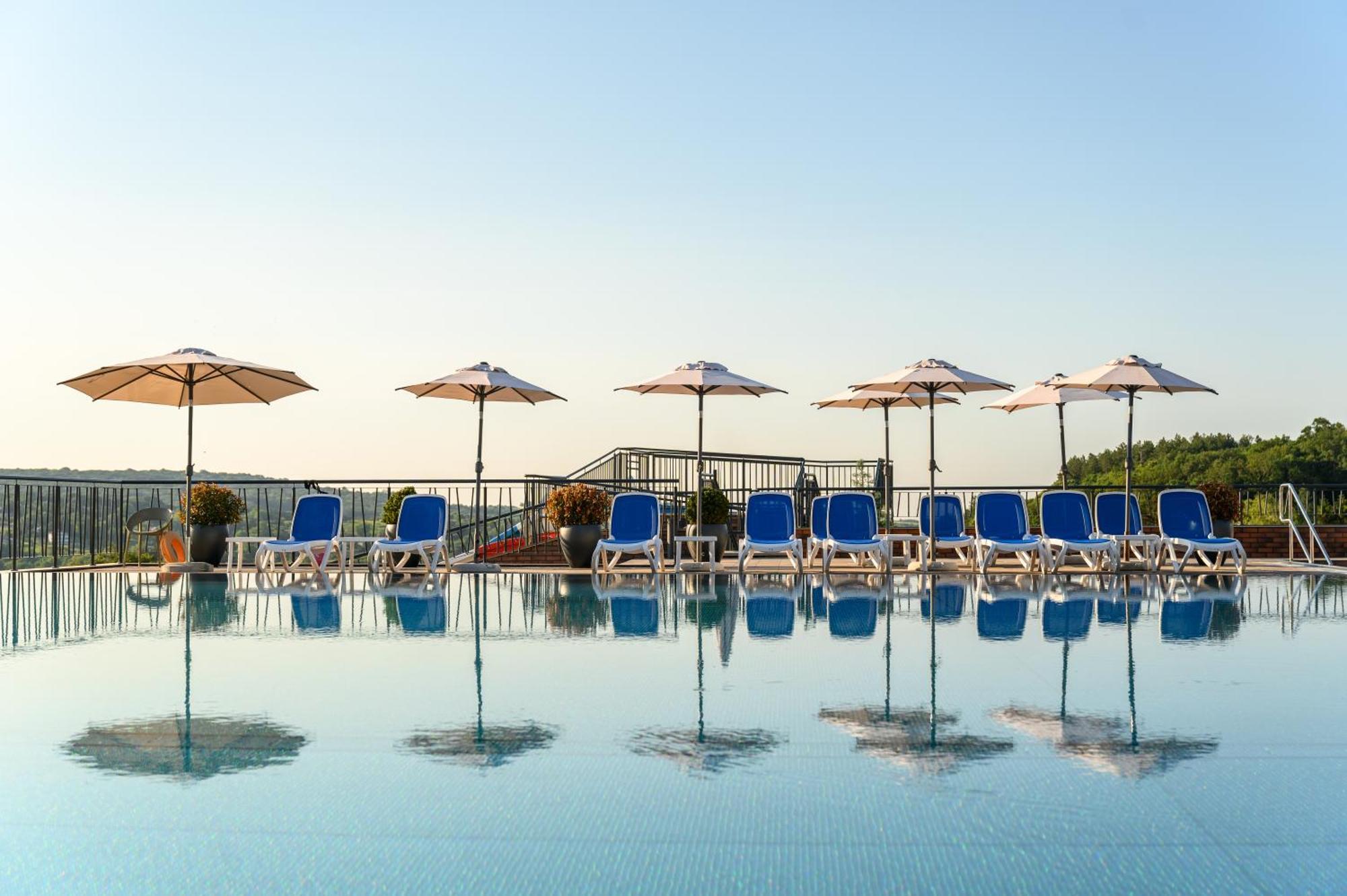 Movenpick And Fruske Terme Hotel 4*