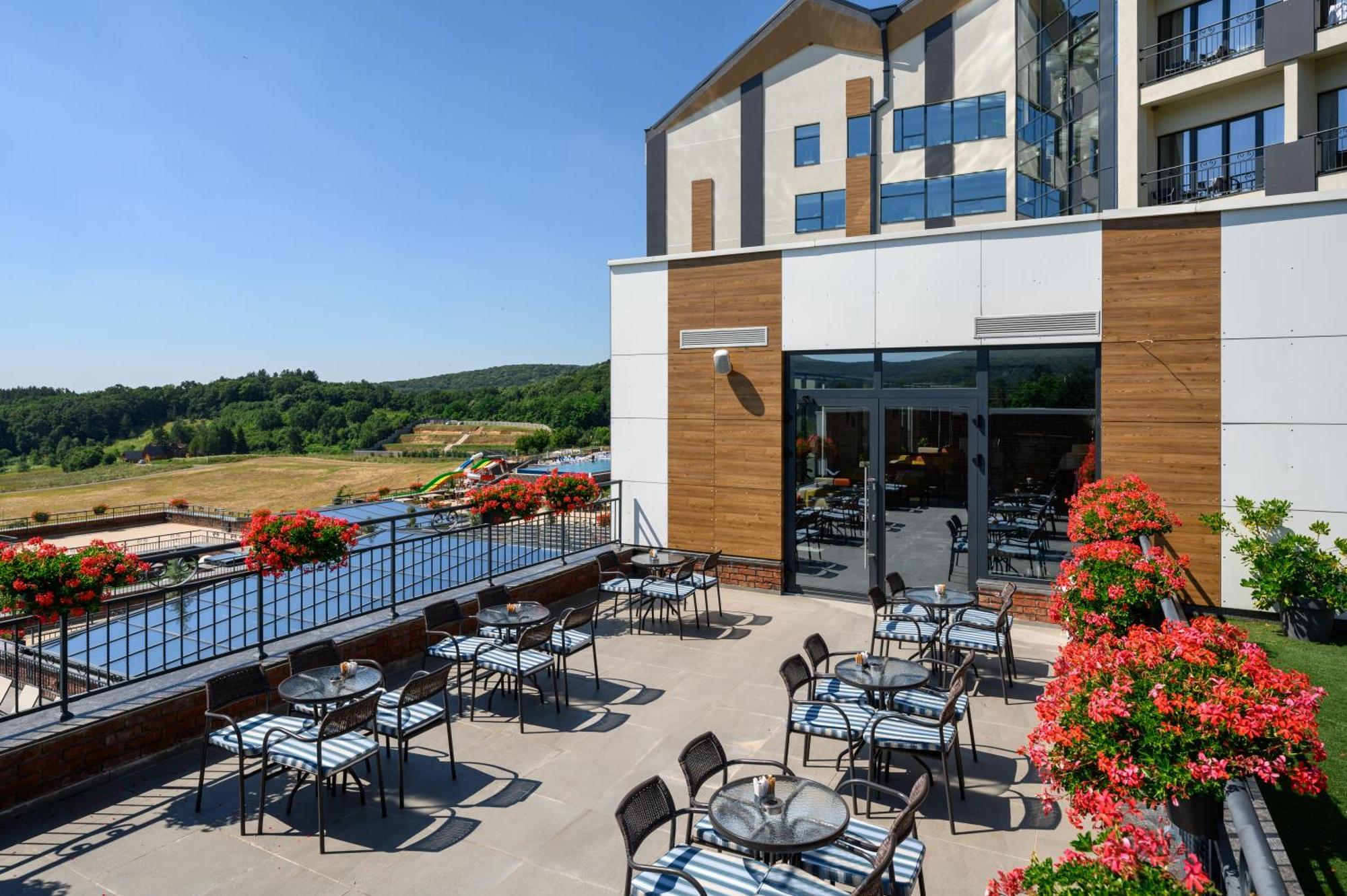 Movenpick And Fruske Terme